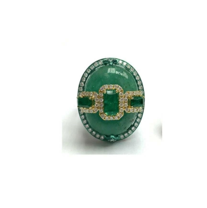18KT GLITTERING EMERALD CABOCHON DIAMOND RING (1 of 1)