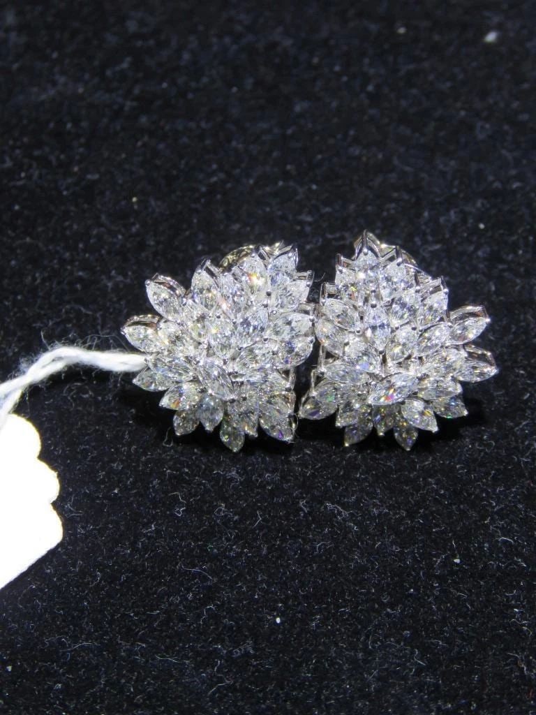 18KT GOLD FANCY LARGE DIAMOND CLUSTER STUD EARRINGS (1 of 2)