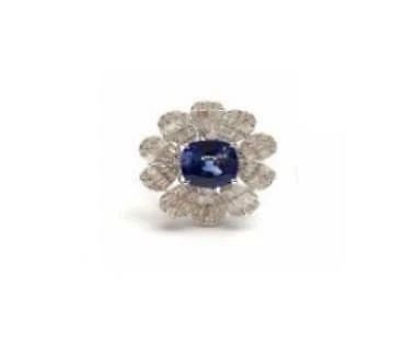 18KT GOLD FLOWER SAPPHIRE DIAMOND RING (1 of 1)