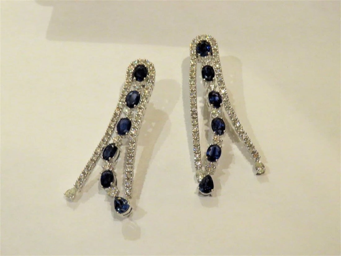 18KT 17.5CT DIAMOND BLUE SAPPHIRE EARRINGS (1 of 2)