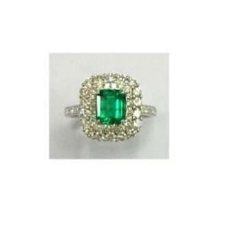 18KT NATURAL COLOMBIAN EMERALD DIAMOND RING (1 of 2)