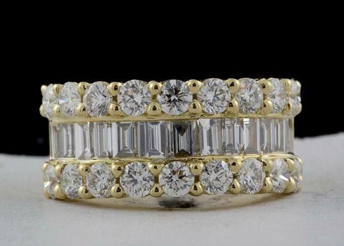 18KT FANCY BAGUETTE & ROUND DIAMOND RING BAND (1 of 2)