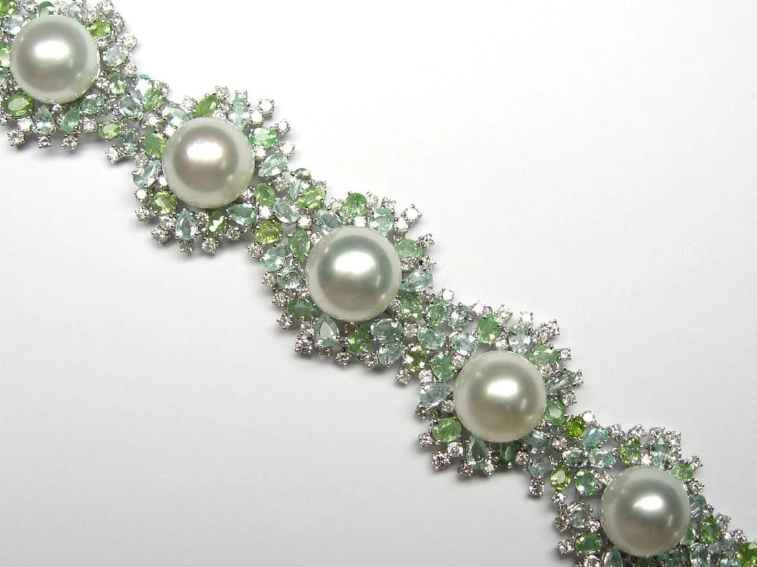 18KT LRG SOUTH SEA PEARL DIAMOND TOURMALINE BRACELET!!!: 18KT LRG SOUTH SEA PEARL DIAMOND TOURMALINE BRACELET!!! 18KT LRG SOUTH SEA PEARL DIAMOND TOURMALINE BRACELET!!! RARE IMPORTANT 18KT LRG SOUTH SEA PEARL DIAMOND TOURMALINE BRACELET