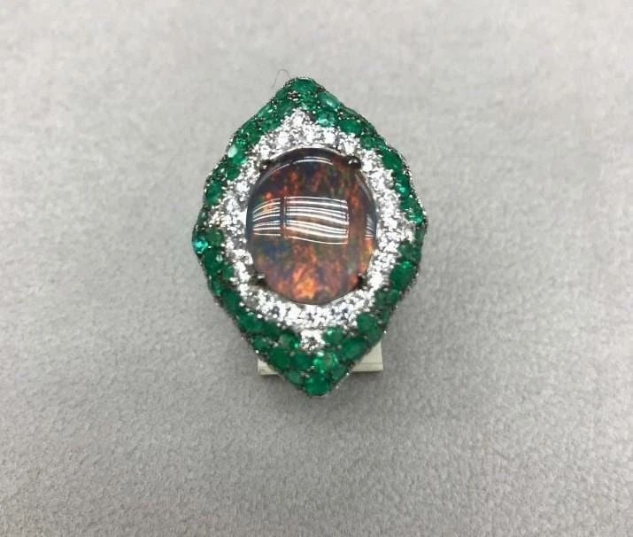 18KT WINSTON STYLE LARGE BLACK OPAL EMERALD DIAMOND RING (1 of 2)
