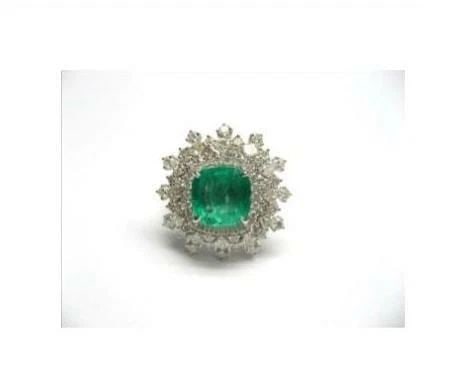 18KT GORGEOUS COLOMBIAN EMERALD DIAMOND RING (1 of 2)
