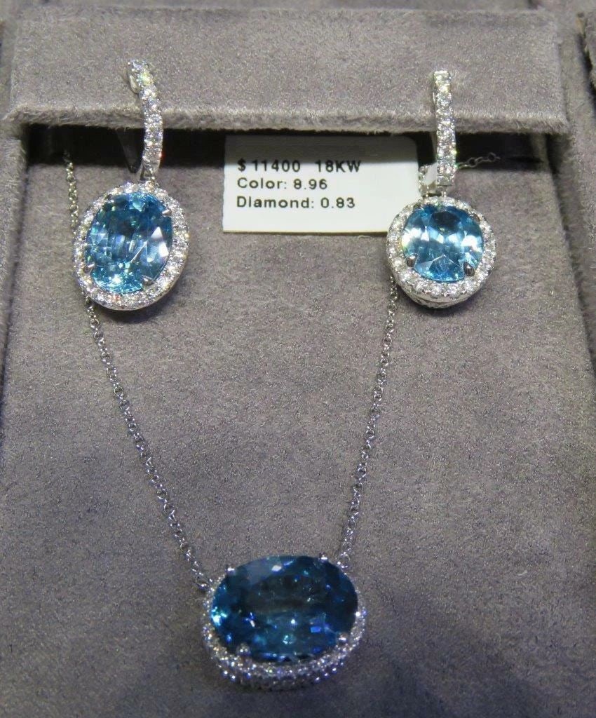 18KT BLUE ZIRCON DIAMOND EARRINGS PENDANT (1 of 2)