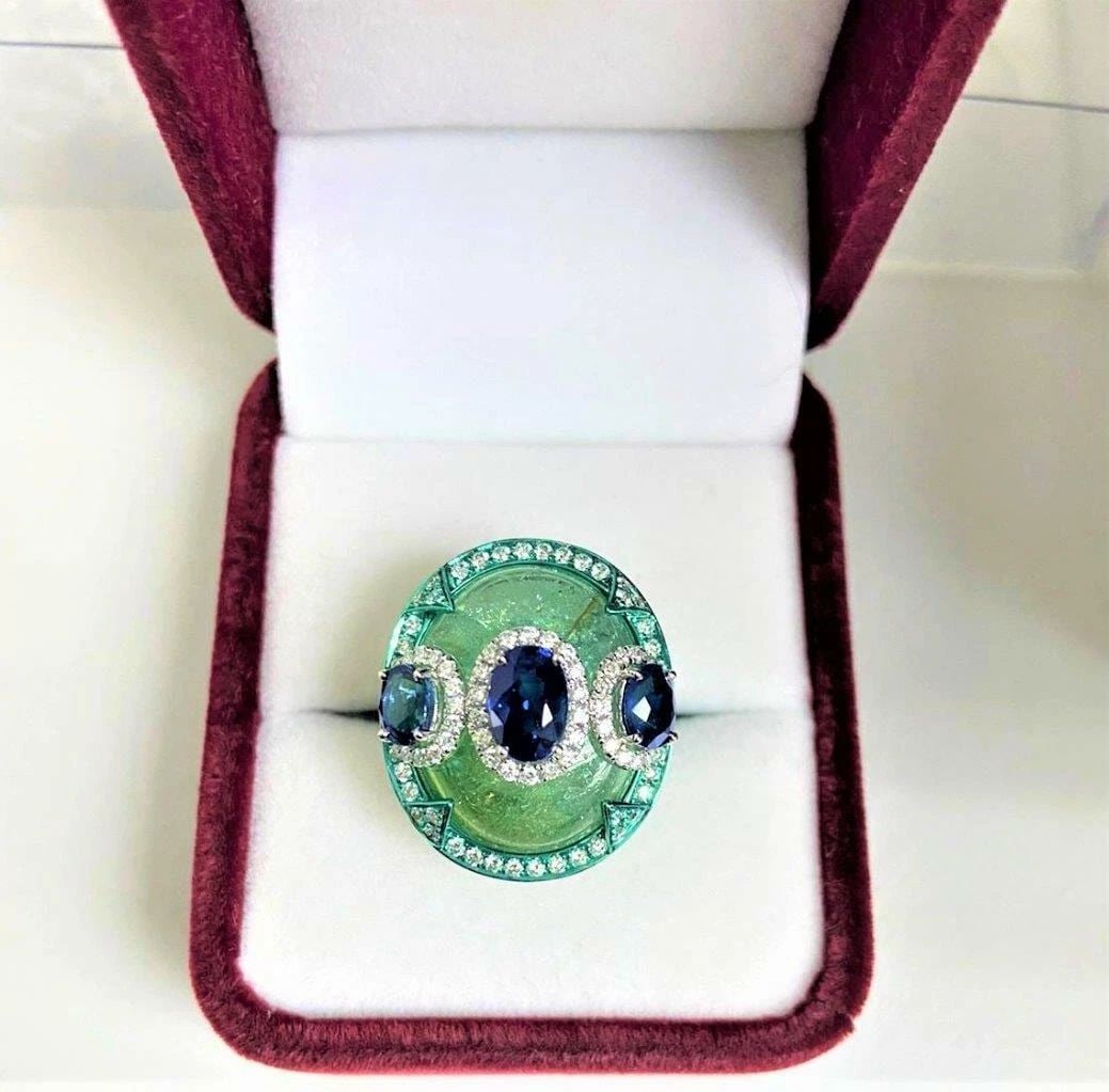 18KT GLITTERING PARAIBA CABOCHON DIAMOND RING (1 of 2)