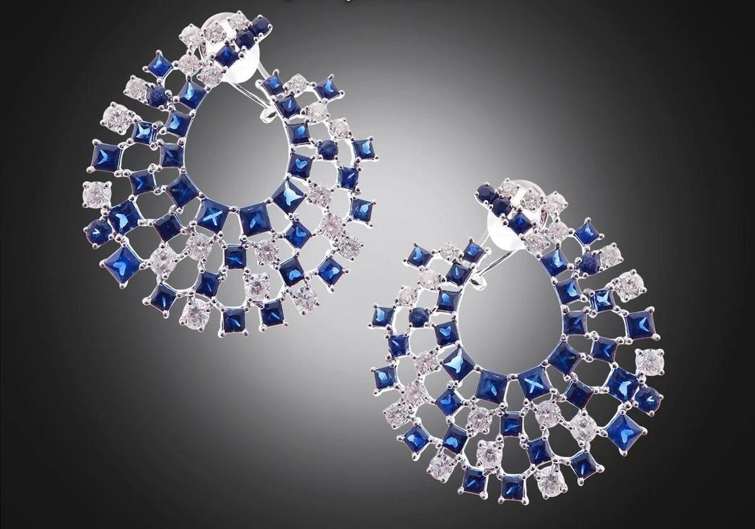 18KT 16.50CT SAPPHIRE & DIAMOND EARRINGS: 18KT 16.50CT SAPPHIRE & DIAMOND EARRINGS 18KT 16.50CT SAPPHIRE & DIAMOND EARRINGS The Following Items we are offering is a Rare Important Pair of 18KT White Gold Large Blue Sapphire and Diamond Dangle