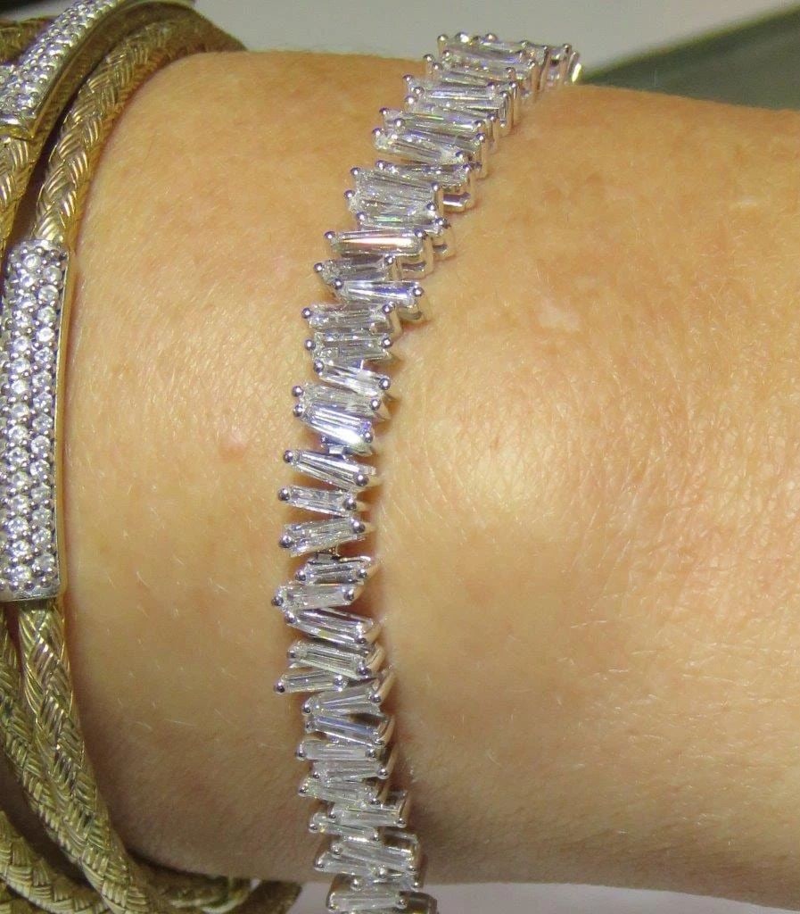 18KT GOLD RARE 7CT FANCY BAGUETTE DIAMOND BRACELET (1 of 2)