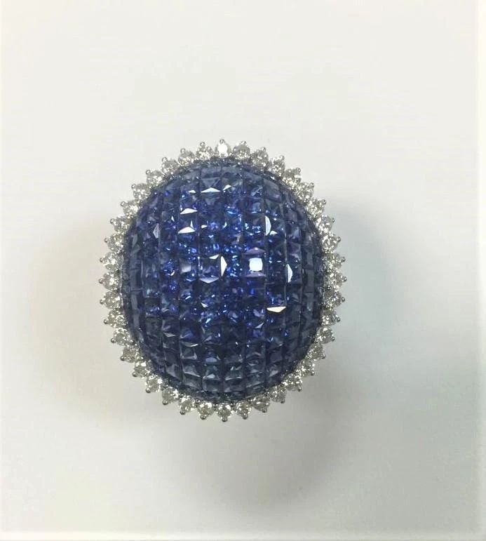 18KT GORGEOUS LG 15CT BLUE SAPPHIRE DIAMOND RING (1 of 2)
