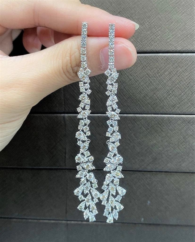 18KT 5.85CT FANCY DIAMOND DRAPING DANGLE EARRINGS (1 of 2)