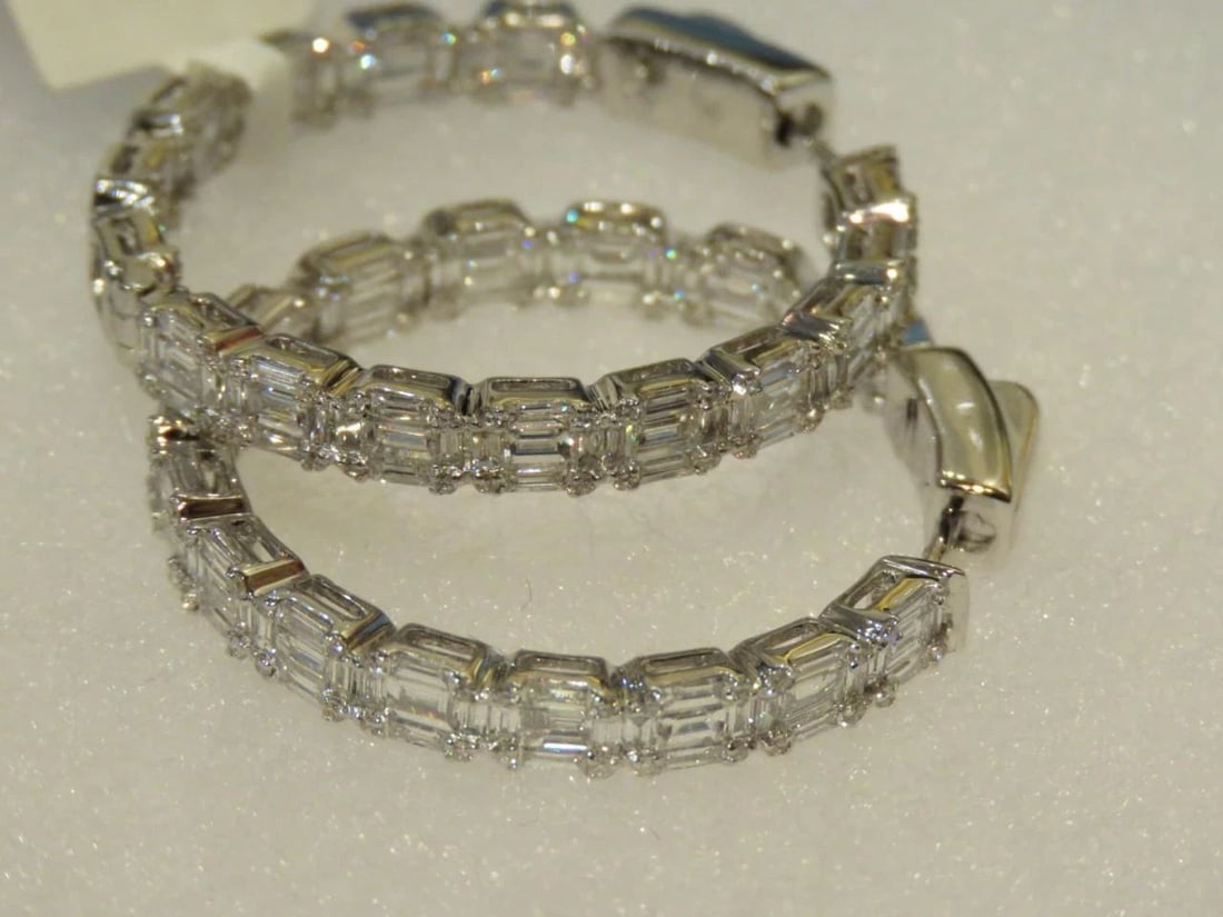 EXQUISITE LRG BAGUETTE HOOP DIAMOND WHITE GOLD EARRINGS (1 of 2)