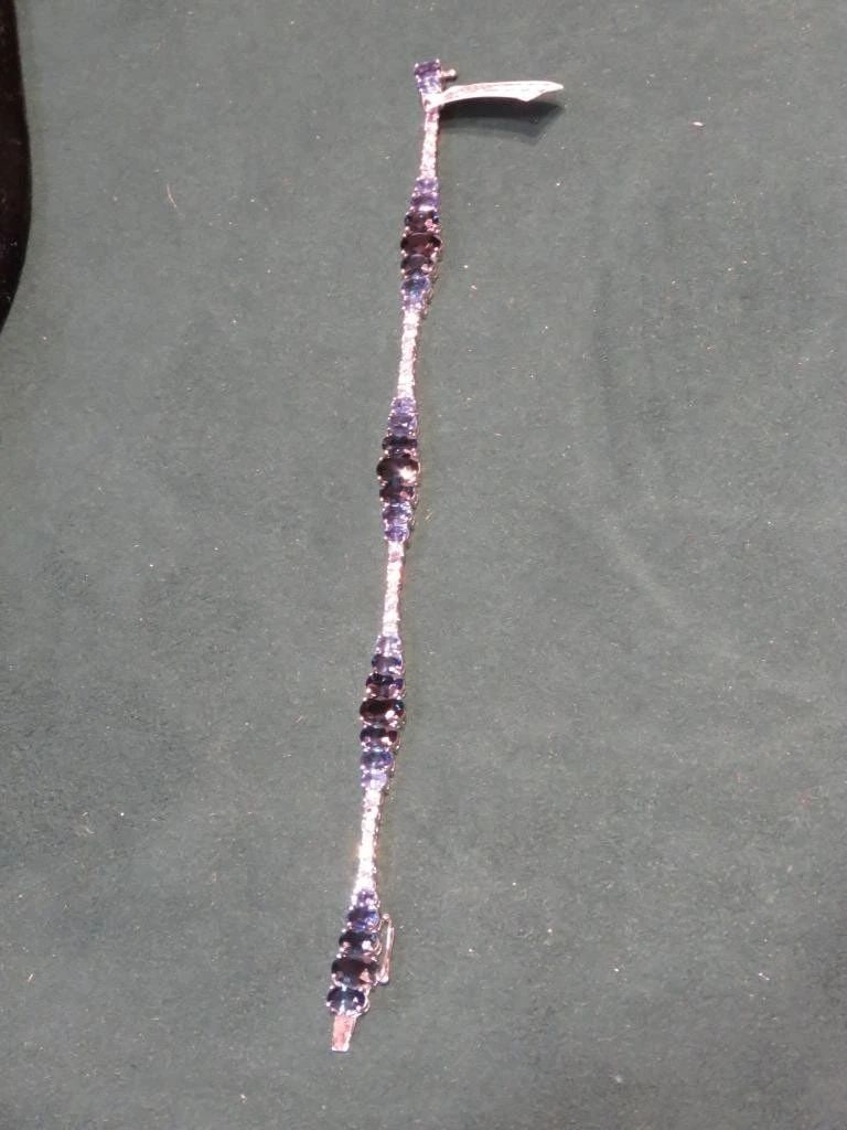 18KT GOLD FANCY SHADES OF BLUE SAPPHIRE DIAMOND BRACELET (1 of 2)