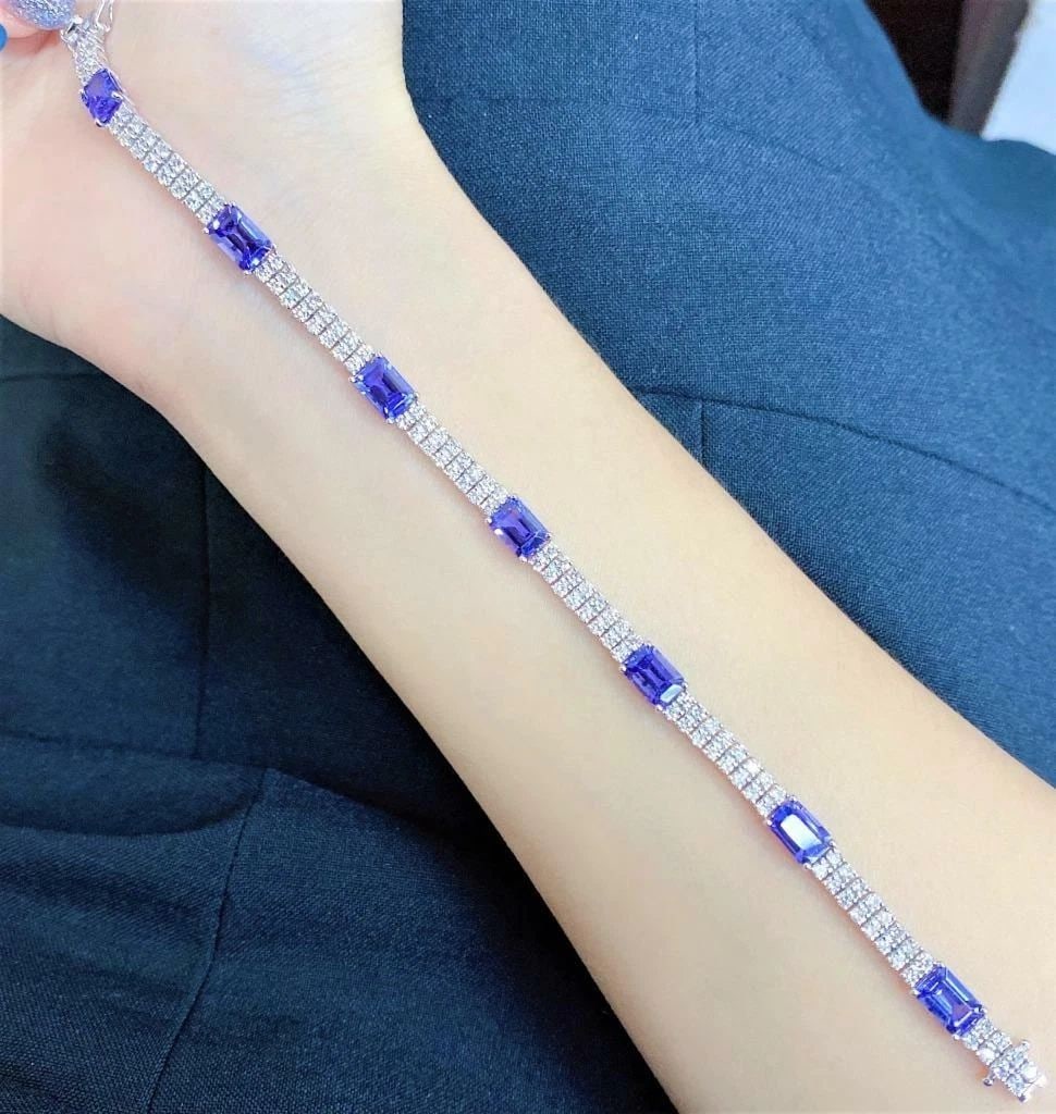 18KT MAGNIFICENT FANCY TANZANITE DIAMOND BRACELET (1 of 2)