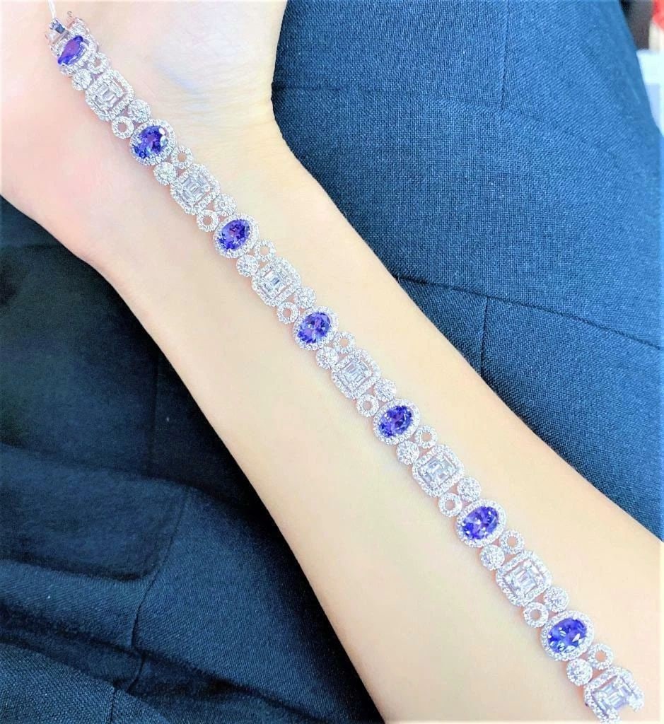 18KT MAGNIFICENT FANCY TANZANITE DIAMOND BRACELET (1 of 2)