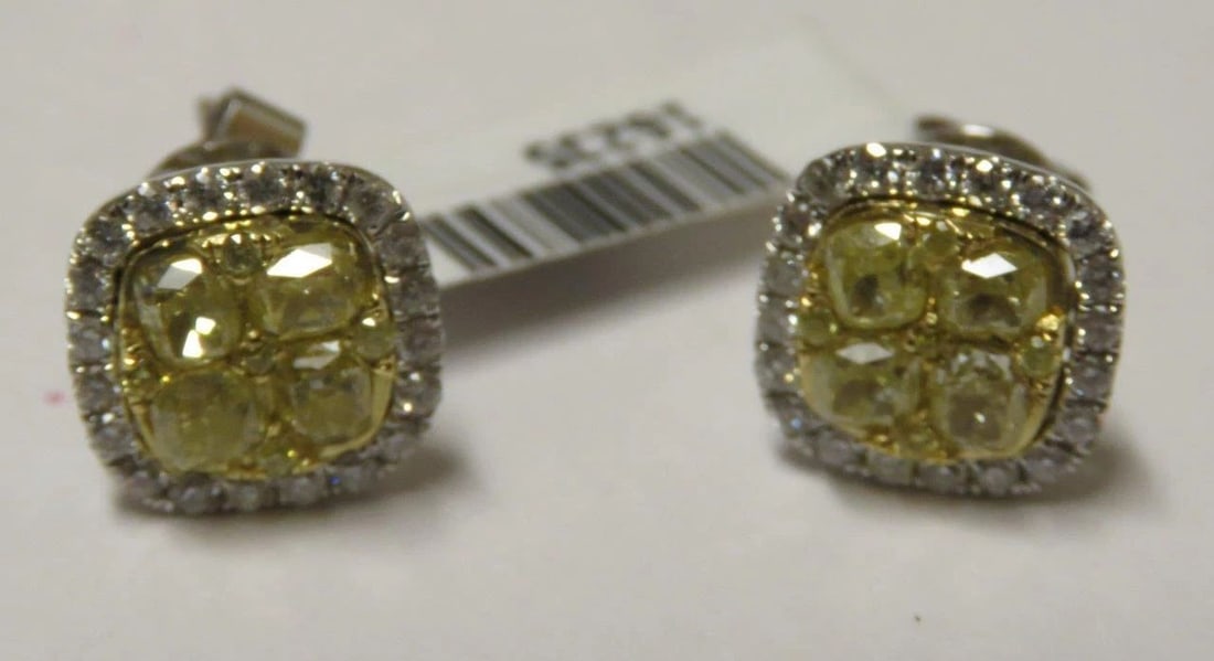 18KT GOLD LRG FANCY YELLOW DIAMOND STUD EARRINGS!!! (1 of 2)
