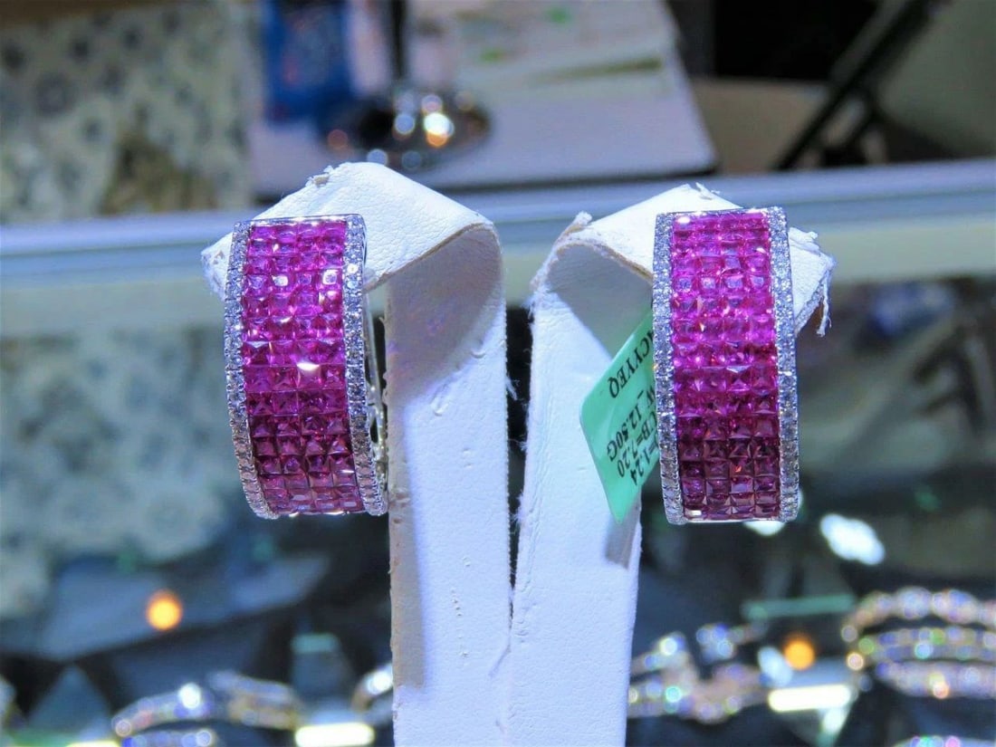 18KT 8.50CT FANCY GLITTERING RUBY DIAMOND HOOP EARRIINGS: 18KT 8.50CT FANCY GLITTERING RUBY DIAMOND HOOP EARRIINGS The Following Items we are offering is a Important Rare 18KT Gold Gorgeous Fancy Emerald Cut Ruby and Diamond Hoop Earrings. Stones are Glitter