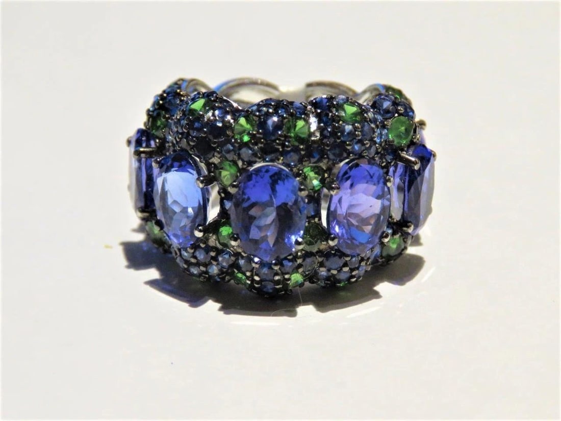 18KT LRG 17CT TANZANITE TSAVORITE SAPPHIRE RING (1 of 2)