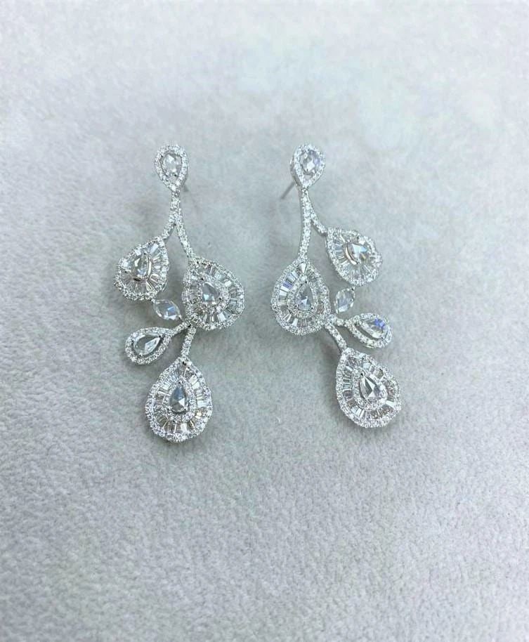 18KT FLOWER FLORAL DIAMOND DANGLE EARRINGS (1 of 2)