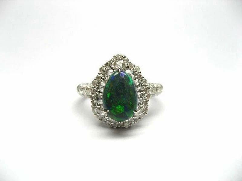 18KT GOLD LARGE 3CT BLACK OPAL DIAMOND RING (1 of 2)