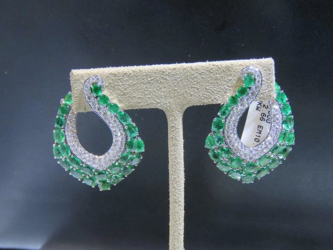 18KT GOLD RARE IMPORTANT LG EMERALD DIAMOND CLUSTER EARRINGS (1 of 1)