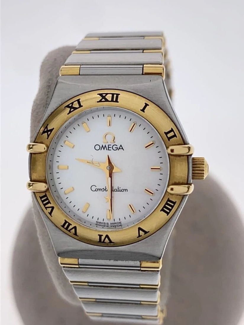 OMEGA CONSTELLATION WOMEN'S WATCH (1 of 2)