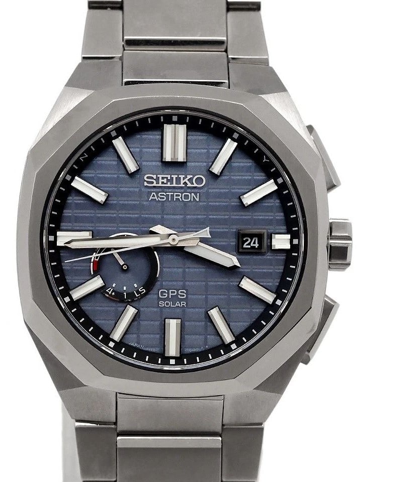 SEIKO ASTRON NEXTER SBXD013 MEN'S WATCH: SEIKO ASTRON NEXTER SBXD013 MEN'S WATCH Item Description Manufacturer: SeikoProduct Name: Astron NexterModel Number: SBXD013 (3X62-0AA0)Condition: A+Material: TitaniumSize: Case Diameter: H48.6 x W41.