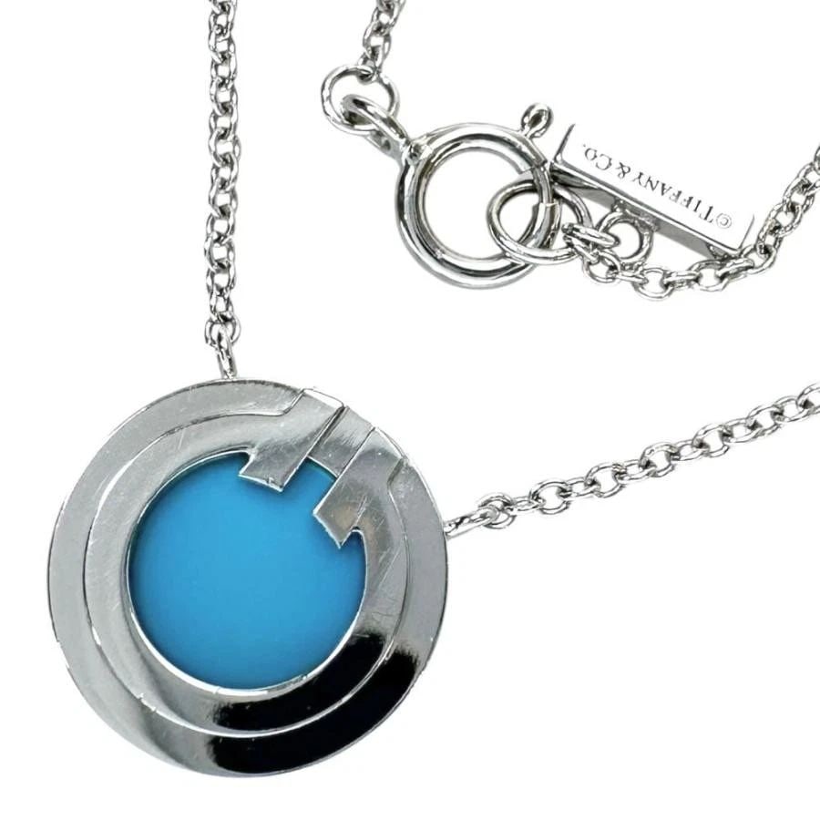 TIFFANY & CO. T-TOE CIRCLE TURQUOISE K18WG LENGTH 45CM NECKLACE PRE OWNED: TIFFANY & CO. T-TOE CIRCLE TURQUOISE K18WG LENGTH 45CM NECKLACE PRE OWNED Item Description [Brand] Tiffany & Co.[Suitable for] Women[Material] 18K White Gold (18K)[Stone] Turquoise[Total Weight] Appro