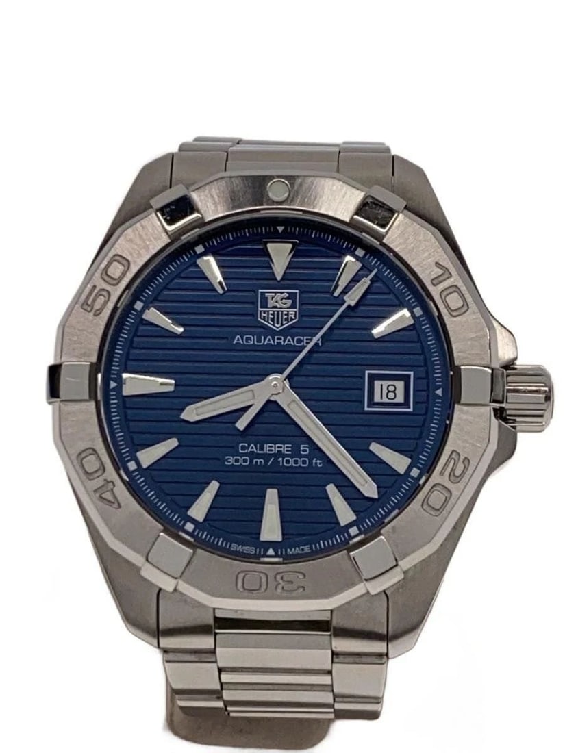 TAGHEUER AQUARACER WAY2112 MEN'S WATCH: TAGHEUER AQUARACER WAY2112 MEN'S WATCH Item Description Condition: Used, Grade BSlight signs of useProduct Description: AQUARACERThere is no noticeable damage and the item is in good condition for use