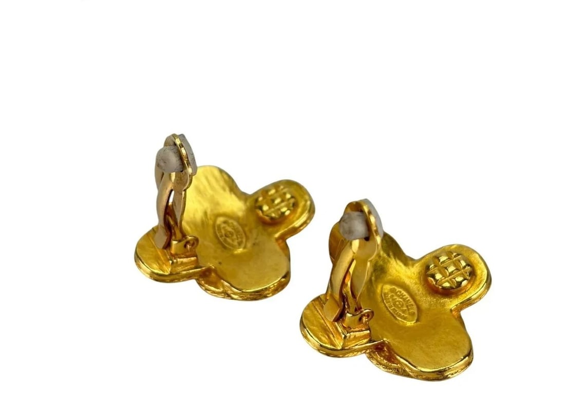CHANEL 94A CLOVER CC LOGO MARK GP GOLD METAL EARRINGS (1 of 1)