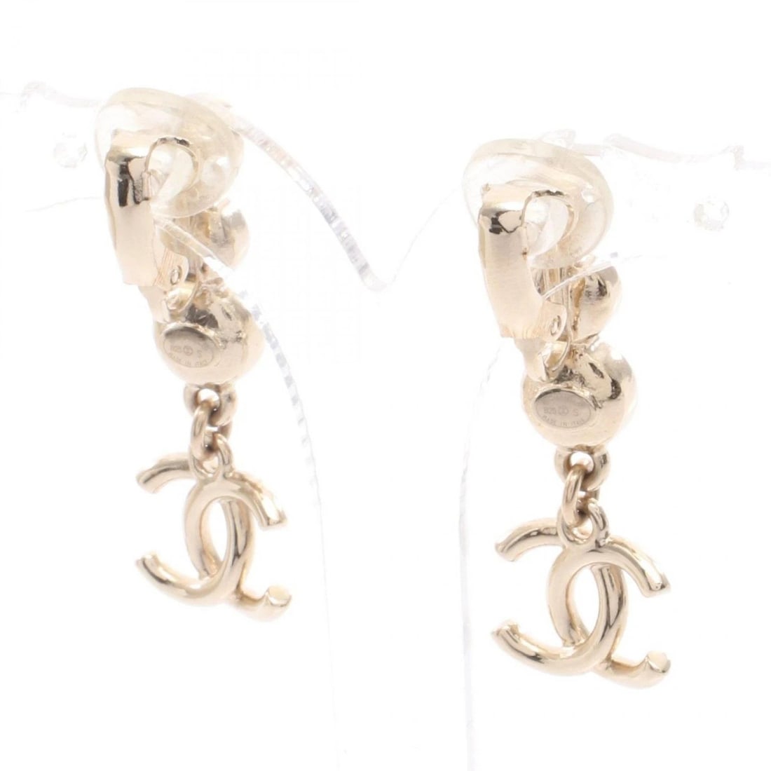 CHANEL COCO MARK GOLD-PLATED RHINESTONES EARRINGS: CHANEL COCO MARK GOLD-PLATED RHINESTONES EARRINGS CHANEL COCO MARK GOLD-PLATED RHINESTONES EARRINGS Item Description Description of Item Brand name CHANEL Product name Coco Mark Earrings color Gold ma