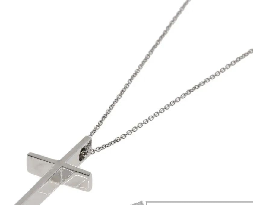 TIFFANY & CO. METRO CROSS K18 WHITE GOLD LENGTH 45.5CM NECKLACE PRE OWNED B0817: TIFFANY & CO. METRO CROSS K18 WHITE GOLD LENGTH 45.5CM NECKLACE PRE OWNED B0817 TIFFANY & CO. METRO CROSS K18 WHITE GOLD LENGTH 45.5CM NECKLACE PRE OWNED Item Description Brand: Tiffany & Co. Item: Ne