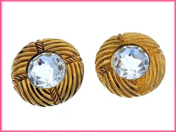 CHANEL CLEAR GOLD ROUND SHAPE EARRINGS: CHANEL CLEAR GOLD ROUND SHAPE EARRINGS CHANEL CLEAR GOLD ROUND SHAPE EARRINGS Item Description Description of Item Product name Chanel Earrings, Round, Jeweled, Clear and Gold, Pre-owned color Clear x