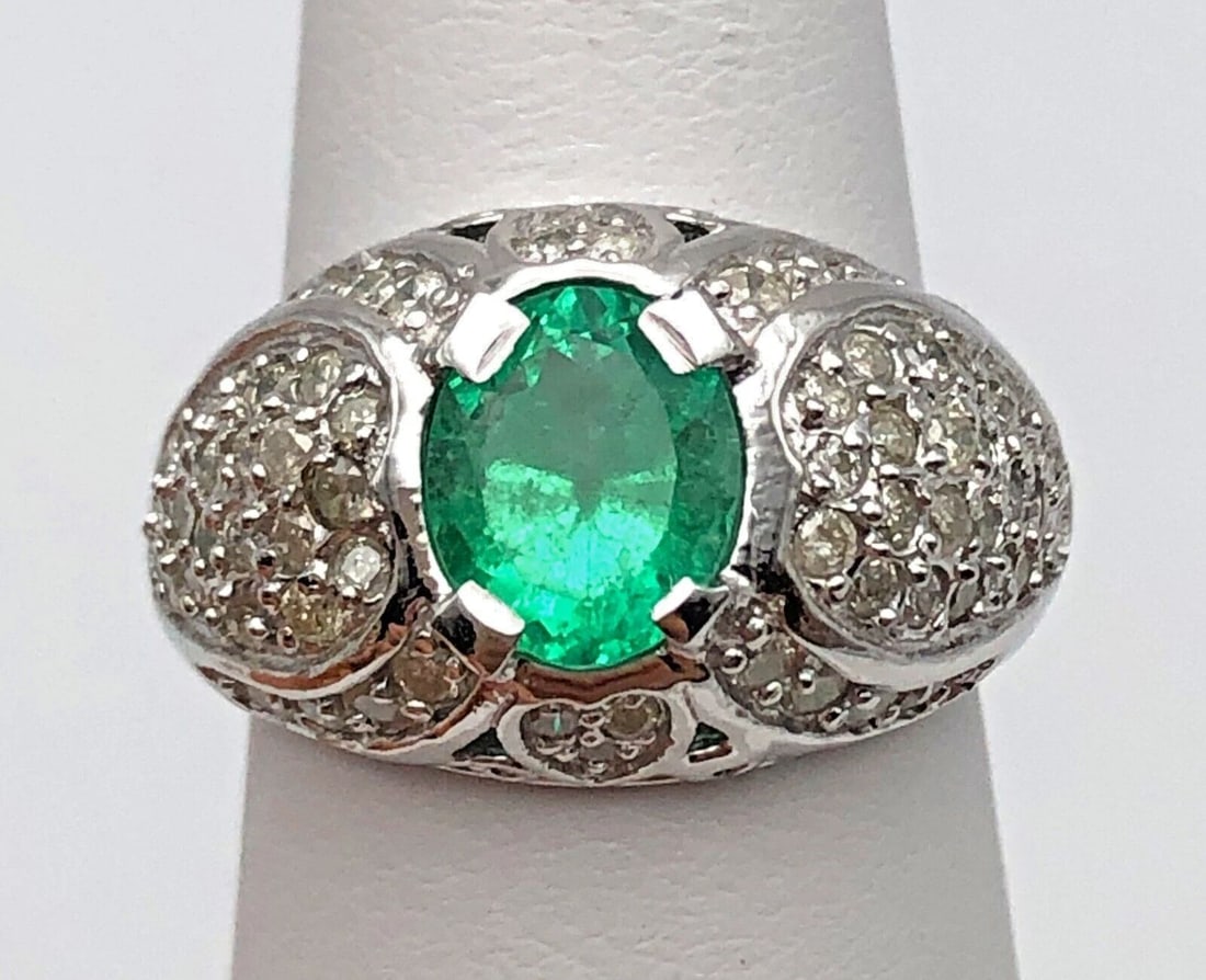 14K WHITE GOLD RING WITH OVAL NATURAL EMERALD AND 1.25CTW DIAMONDS SIZE: 6.5 (1 of 2)