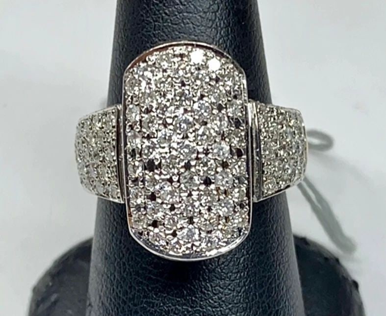 18K GOLD TWO TONE WHITE/YELLOW RING WITH 2.0CTS NATURAL DIAMONDS 11.3 GRAMS (1 of 2)