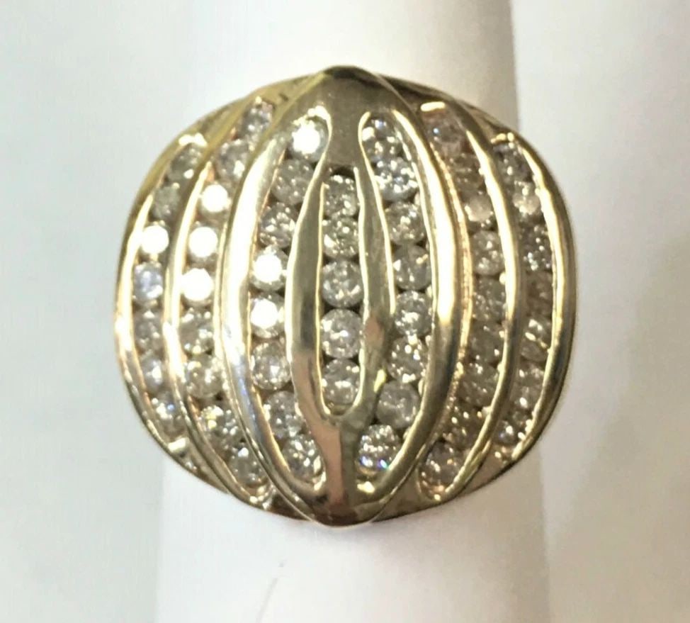 14K YELLOW GOLD MEN'S RING WITH 1.75CTS NATURAL DIAMONDS (SIZE: 8.5) 17.3 GRAMS: 14K YELLOW GOLD MEN'S RING WITH DIAMONDS (SIZE: 8.5) 14k Yellow Gold Men's Ring with Diamonds You are bidding on a 14k Yellow Gold Men's Ring with Diamonds. The ring has been cleaned and inspected