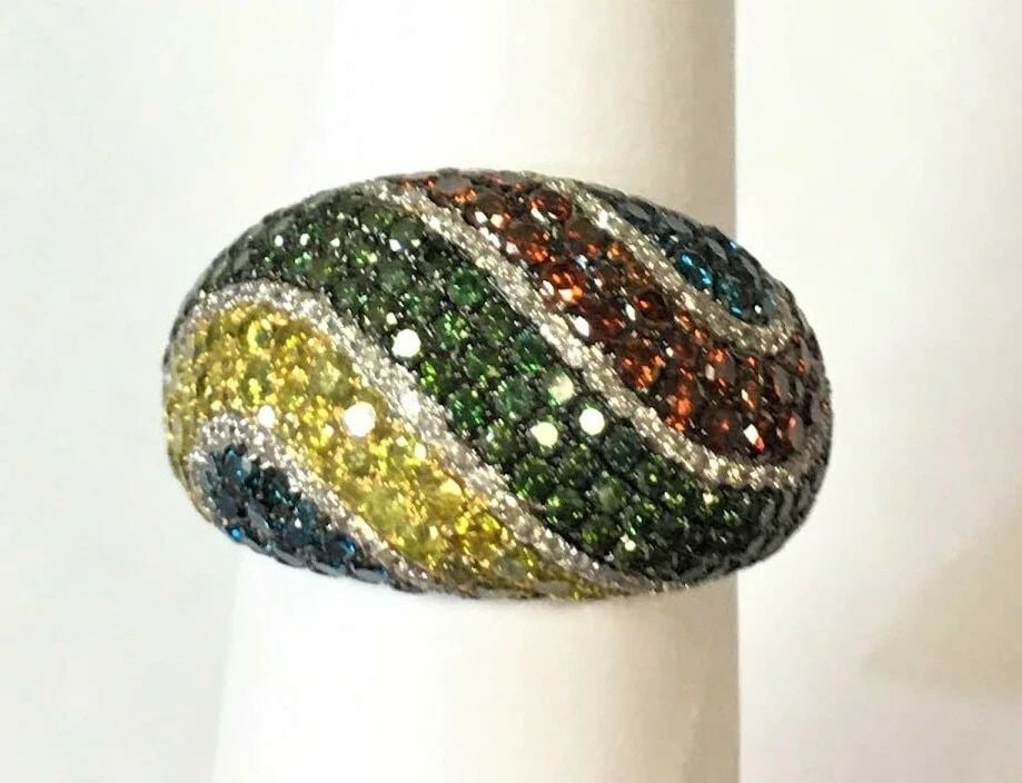 14K WHITE GOLD RING SET WITH 3CTS MULTI COLORED DIAMONDS (SIZE: 7) 7.9 GRAMS: 14k White Gold Ring set with Multi Colored Diamonds You are bidding on a 14k White Gold Ring set with Multi Colored Diamonds. The ring is fully brand new and has never been owned by anyone with, only