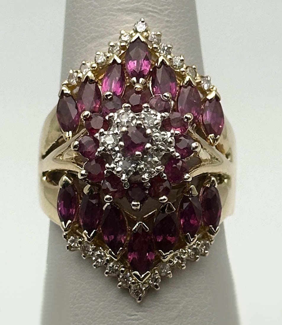 14K GOLD RING WITH 4.6CTS OF NATURAL RUBY AND 0.28CTS OF DIAMOND SIZE: 8 (1 of 2)