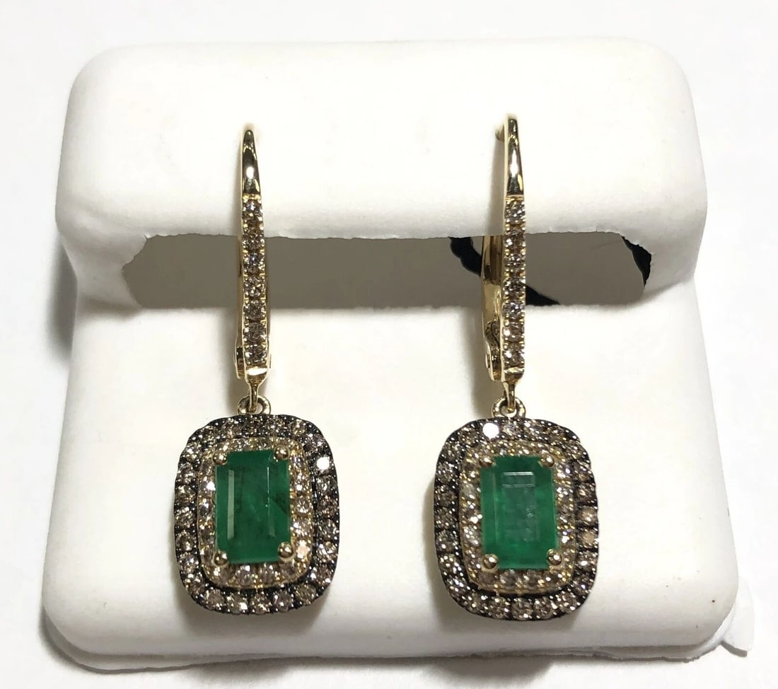 LEVIAN COSTA SMERALDA EMERALD 14K GOLD DANGLE DROP EARRINGS WITH AND DIAMONDS: LEVIAN COSTA SMERALDA EMERALD 14K GOLD DANGLE DROP EARRINGS WITH AND DIAMONDS LeVian Costa Smeralda Emerald 14k Gold dangle drop Earrings with and Diamonds You are bidding on a LeVian Costa Smeralda E
