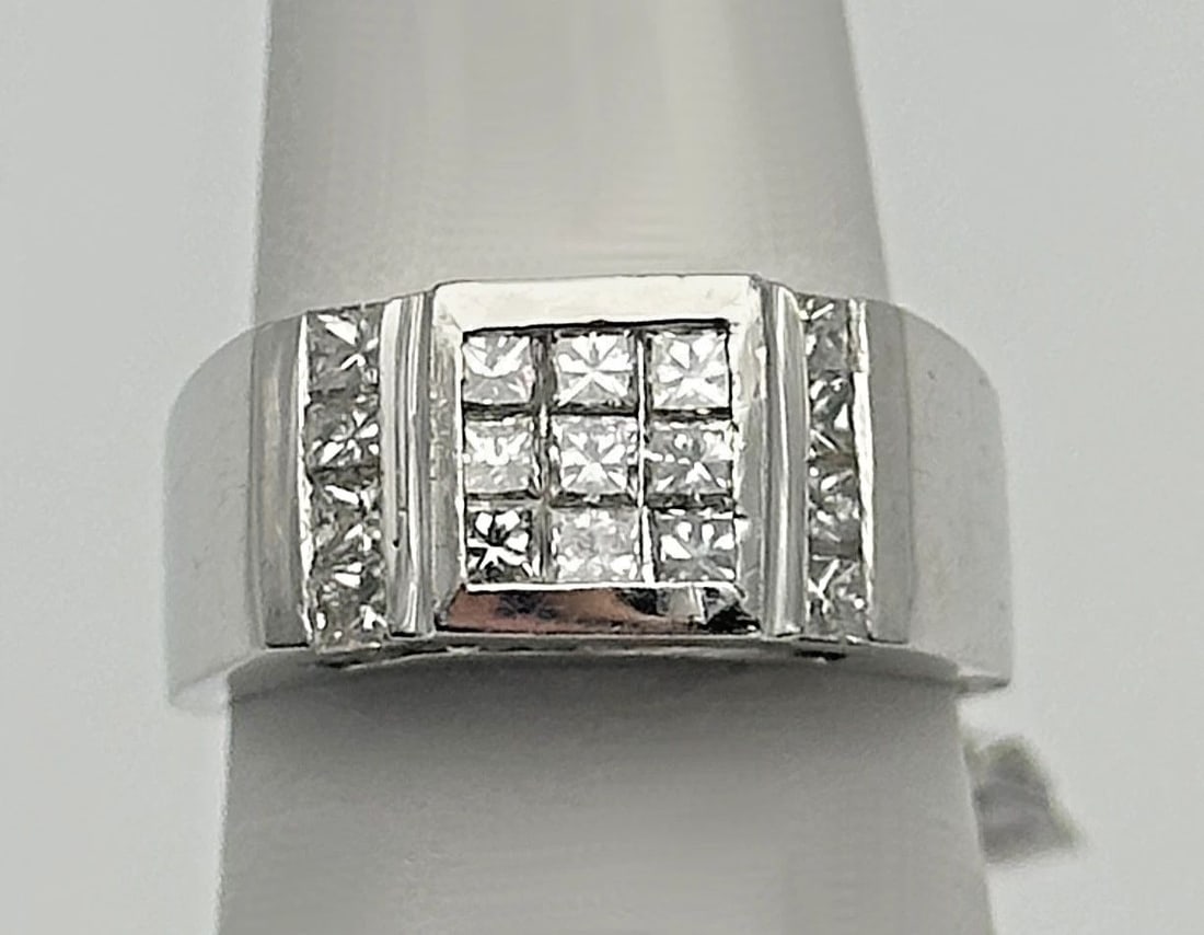 18K WHITE GOLD RING WITH 1.45CTS NATURAL DIAMONDS SIZE: 6.5 11.1 GRAMS (1 of 2)