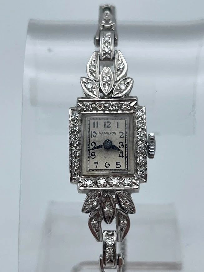 VINTAGE HAMILTON WATCH WITH PLATINUM CASE, 14K GOLD BAND, 0.52CTS DIAMONDS 17J: Vintage Hamilton Watch with Platinum case and 14k white Gold band and Diamonds 17 Jewels You are bidding on a Vintage Hamilton Watch with Platinum case and 14k white Gold case and Diamonds 17 Jewels.