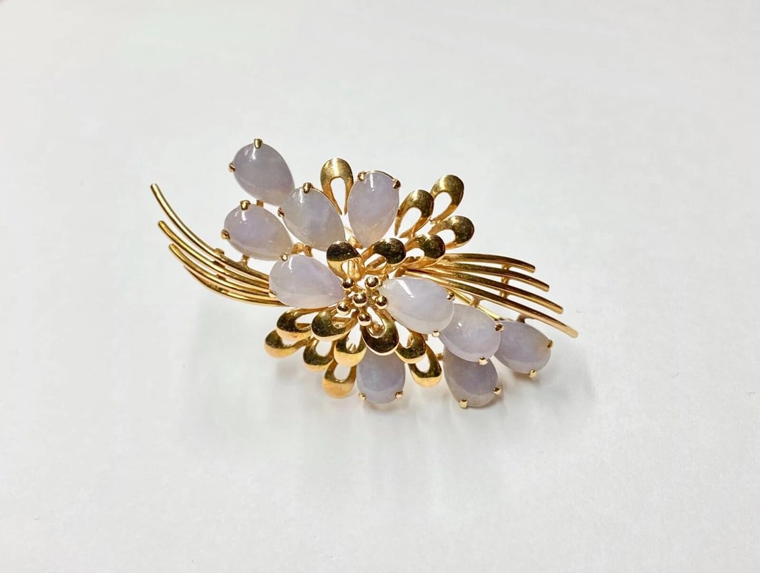 WOMEN'S 14K LIGHT LAVENDER JADE BROOCH W/ 10 PEAR CUT LAVENDER JADE 18.1 GRAMS (1 of 2)