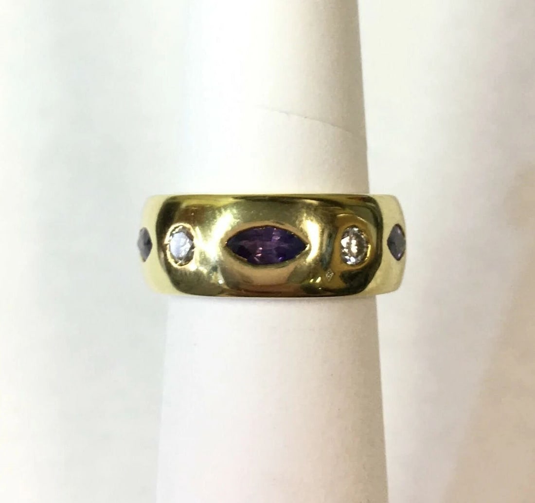 18K YELLOW GOLD RING WITH NATURAL DIAMONDS AND AMETHYSTS (SIZE: 4.75) 9.5 GRAMS (1 of 2)