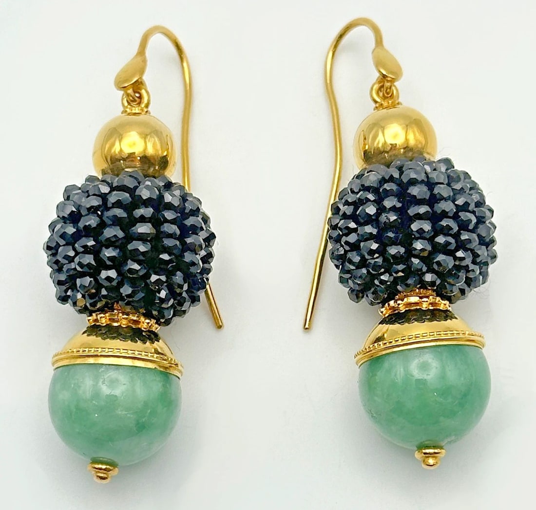 22K YELLOW GOLD EARRINGS WITH ONYX CLUSTER AND JADE BALLS 23.4G: 22k Yellow Gold Earrings with Onyx cluster and Jade Balls You are bidding on a 22k Yellow Gold, Onyx and Jade Earrings. The Earrings have been fully cleaned by our in house Jewelers, but there still m