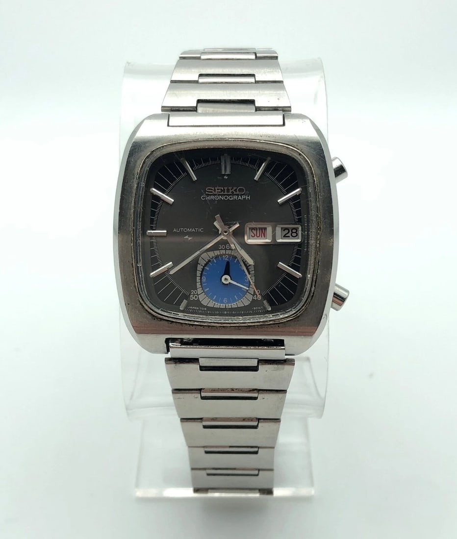 VINTAGE 1970'S SEIKO MONACO FLYBACK CHRONOGRAPH 7016-5011 WATCH (37MM) (1 of 2)