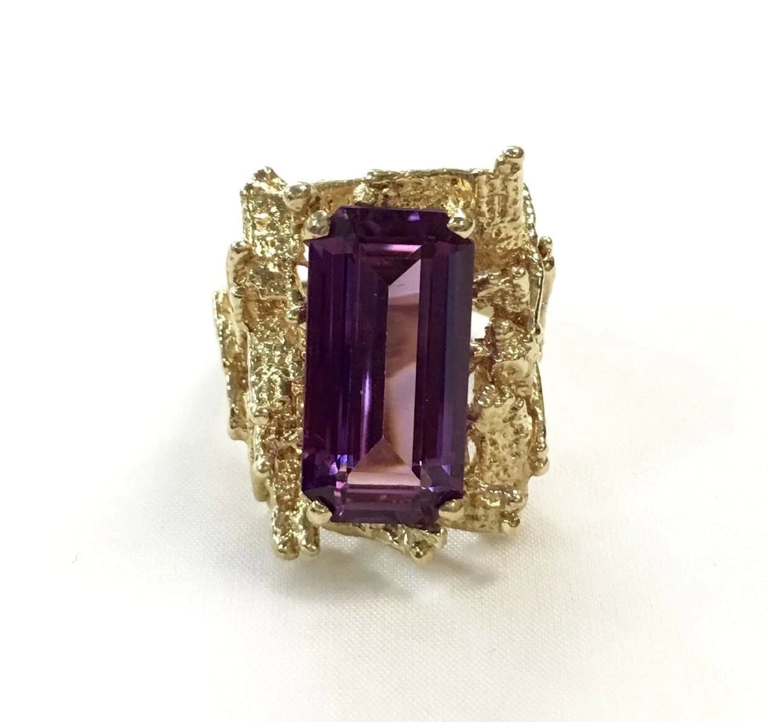 14K YELLOW GOLD RING WITH BIG AMETHYST (SIZE: 5.5) 11.7 GRAMS (1 of 2)