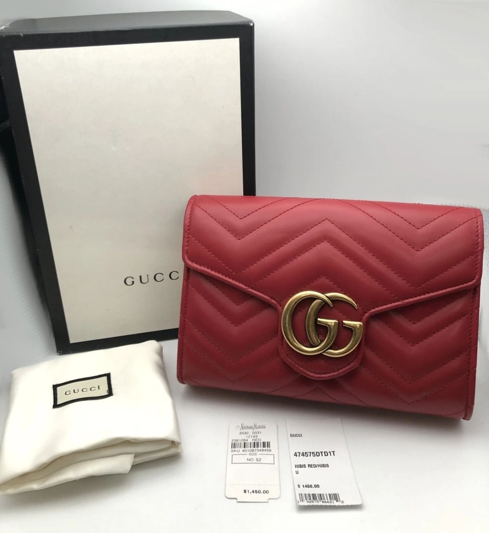 GUCCI GG MARMONT MATELASSE SMALL SHOULDER BAG - RED (1 of 2)