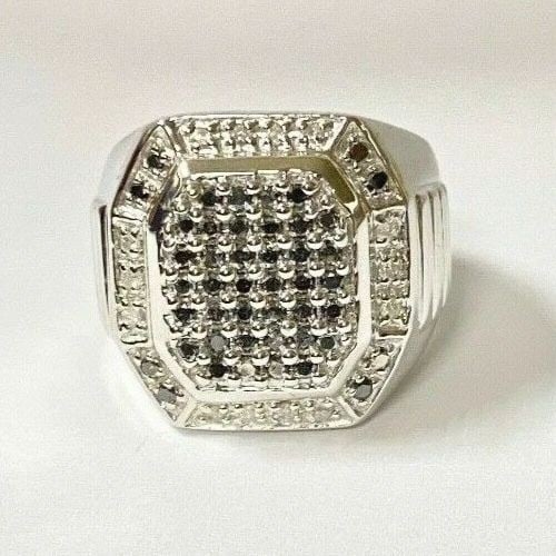 10K WHITE GOLD MEN'S RING WITH 1.0CT BLACK/WHITE DIAMONDS (SIZE 10.25) 9.6GRAM (1 of 2)