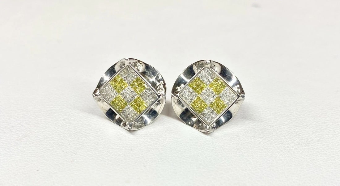 14K WHITE GOLD EARRINGS WITH 1.62CTW YELLOW/WHITE INVISIBLE SET NATURAL DIAMONDS: 14k White Gold Earrings with Yellow and White Diamonds You are bidding on a pre-owned 14k White Gold Earrings with Yellow and White Diamonds. The earrings have minor scuffs and scratches from normal w