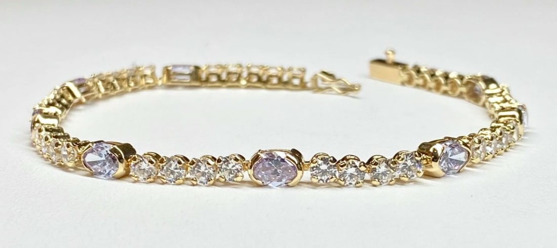 14K GOLD BRACELET WITH WHITE AND LAVENDER CUBIC ZIRCONIA STONES 7.25" 8.8G (1 of 2)